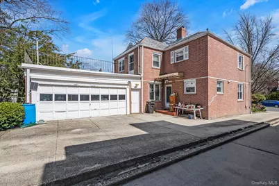 84-16 Charlecote Ridge, Jamaica, NY 11432 - Photo 20