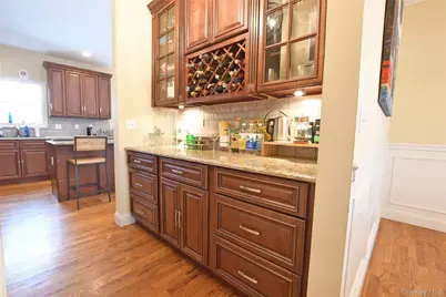 5 Dogwood Lane, East Moriches, NY 11940 - Photo 16