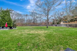 26 Box Tree Rd, East Quogue, NY 11942 - Photo 6