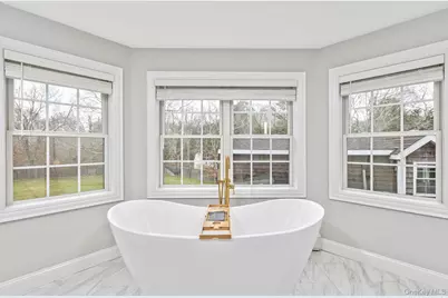 26 Box Tree Road, East Quogue, NY 11942 - Photo 34