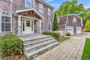 26 Box Tree Rd, East Quogue, NY 11942 - Photo 2