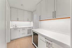 50 Greendale Rd, Scarsdale, NY 10583 - Photo 12