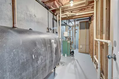 85 Patchogue Avenue, Mastic, NY 11950 - Photo 18