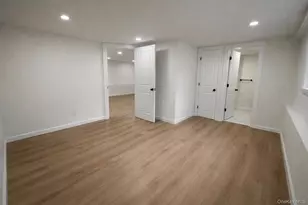 40 Arbour St, West Islip, NY 11795 - Photo 20