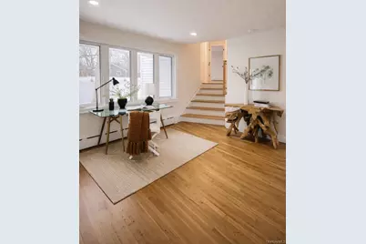 40 Arbour Street, West Islip, NY 11795 - Photo 8