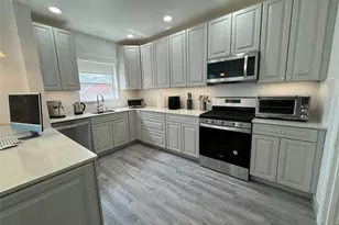 1630 E 52nd St, Brooklyn, NY 11234 - Photo 2