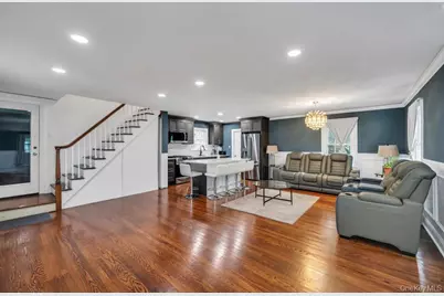 207 N Grove Street, Valley Stream, NY 11580 - Photo 6