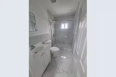 132-04 95th Avenue, Richmond Hill, NY 11419 - Photo 4