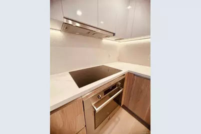 27-09 40th Avenue #3D, Long Island City, NY 11101 - Photo 6