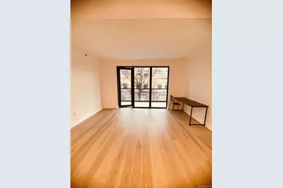 27-09 40th Avenue #3D, Long Island City, NY 11101 - Photo 4