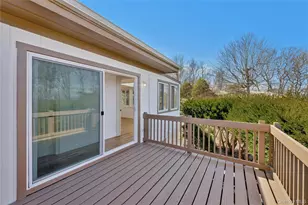 2 Dolphin Way, Riverhead, NY 11901 - Photo 16