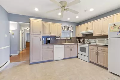 47 Forge Lane, Coram, NY 11727 - Photo 8