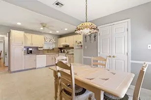 47 Forge Ln, Coram, NY 11727 - Photo 10