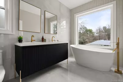 11 Edcris Lane, Huntington, NY 11743 - Photo 16