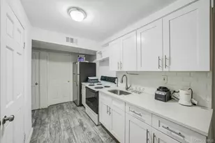 2858 Sampson Ave, Bronx, NY 10465 - Photo 18