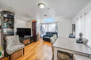 2858 Sampson Ave, Bronx, NY 10465 - Photo 12