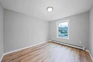 28 Dale Ave, Riverhead, NY 11901 - Photo 26