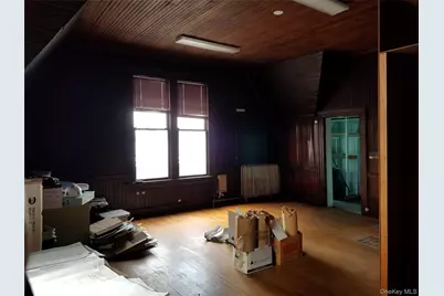 110 Ardsley Avenue W, Greenburgh, NY 10503 - Photo 16