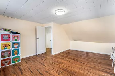 65 Prentice Road, Levittown, NY 11756 - Photo 12
