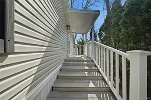 1661 Old Country Rd, Riverhead, NY 11901 - Photo 38