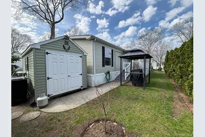 1661 Old Country Road #62, Riverhead, NY 11901 - Photo 42