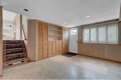 50 Independence Avenue, Babylon, NY 11702 - Photo 22