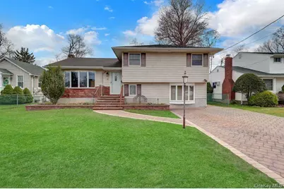 50 Independence Avenue, Babylon, NY 11702 - Photo 2