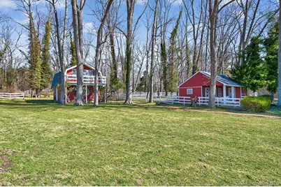 16 Beach Road, Northport, NY 11768 - Photo 28