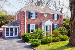 61 Kathwood Rd, White Plains, NY 10607 - Photo 2