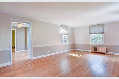 61 Kathwood Road, White Plains, NY 10607 - Photo 8