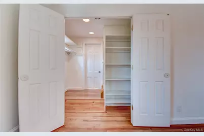 61 Kathwood Road, White Plains, NY 10607 - Photo 32