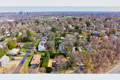 61 Kathwood Road, White Plains, NY 10607 - Photo 4