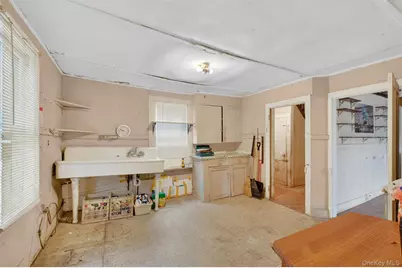 16 Hamilton Road, Wappingers Falls, NY 12590 - Photo 8