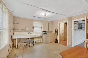 16 Hamilton Rd, Wappingers Falls, NY 12590 - Photo 8