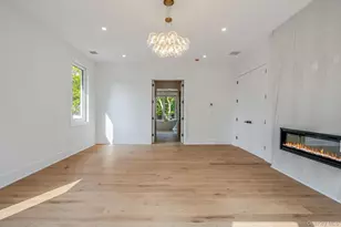 54 Landview Dr, Dix Hills, NY 11746 - Photo 26