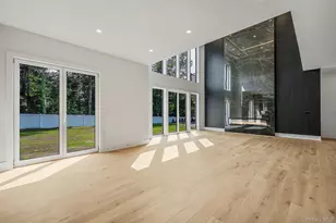 54 Landview Dr, Dix Hills, NY 11746 - Photo 10