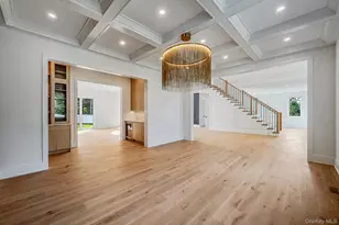 54 Landview Dr, Dix Hills, NY 11746 - Photo 20