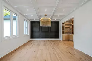 54 Landview Dr, Dix Hills, NY 11746 - Photo 18