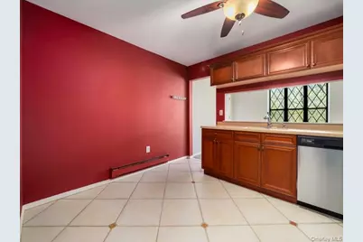 391 Sierra Vista Lane, Valley Cottage, NY 10989 - Photo 12