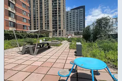 4-74 48th Avenue #28C, Long Island City, NY 11109 - Photo 4