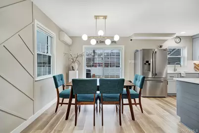 22 Miriam Parkway, Elmont, NY 11003 - Photo 10