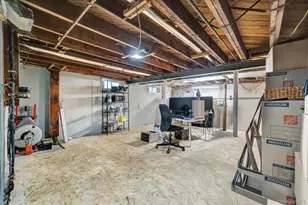 22 Miriam Pkwy, Elmont, NY 11003 - Photo 20