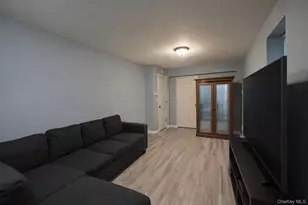 544 Beach 67th St, Arverne, NY 11692 - Photo 4