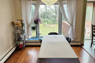 43 Forest Dr, Jericho, NY 11753 - Photo 8