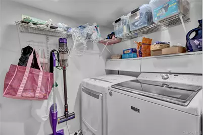 225 Hilton Avenue, Hempstead, NY 11550 - Photo 18