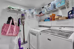 225 Hilton Ave, Hempstead, NY 11550 - Photo 18