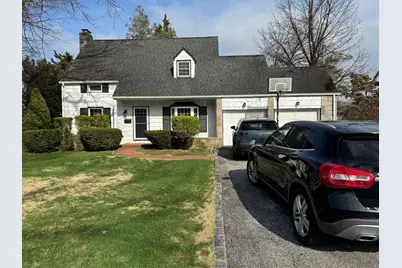 12 Barberry Lane, East Hills, NY 11577 - Photo 1