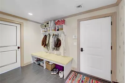 12 Barberry Lane, East Hills, NY 11577 - Photo 20