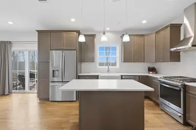 108 Joyce Way, New Windsor, NY 12553 - Photo 8