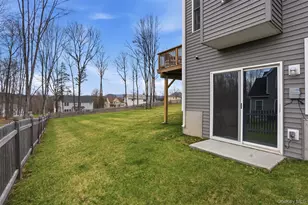 108 Joyce Wy, New Windsor, NY 12553 - Photo 32